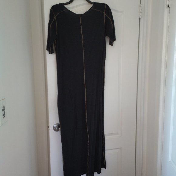 DKNY BLACK T-SHIRT MAXI DRESS WITH CONTRAST STITCH DETAIL - Picture 5 of 5